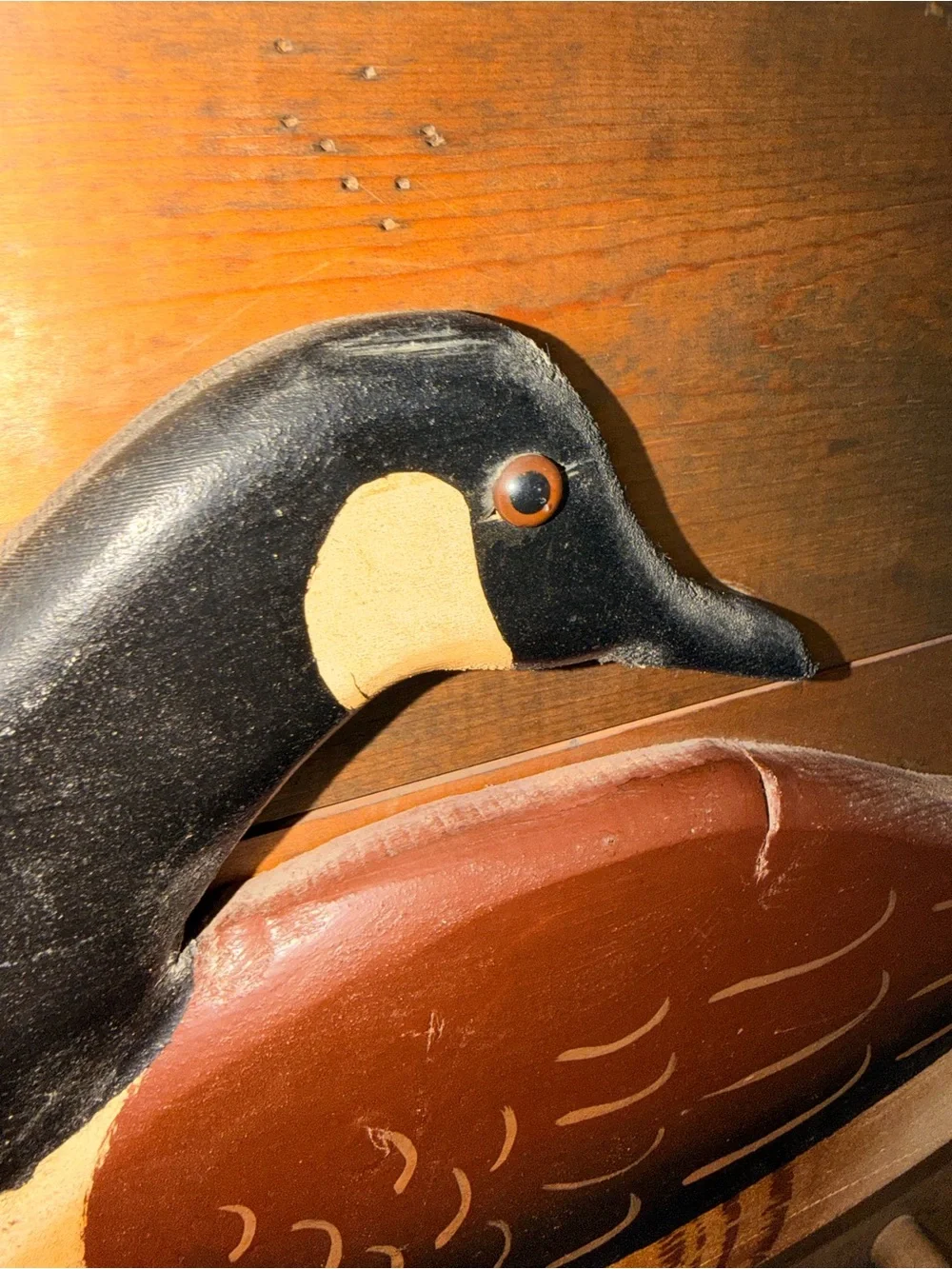 Rustic Wild Duck / Goose Wall Hook Hanging Rack in Brown and Yellow